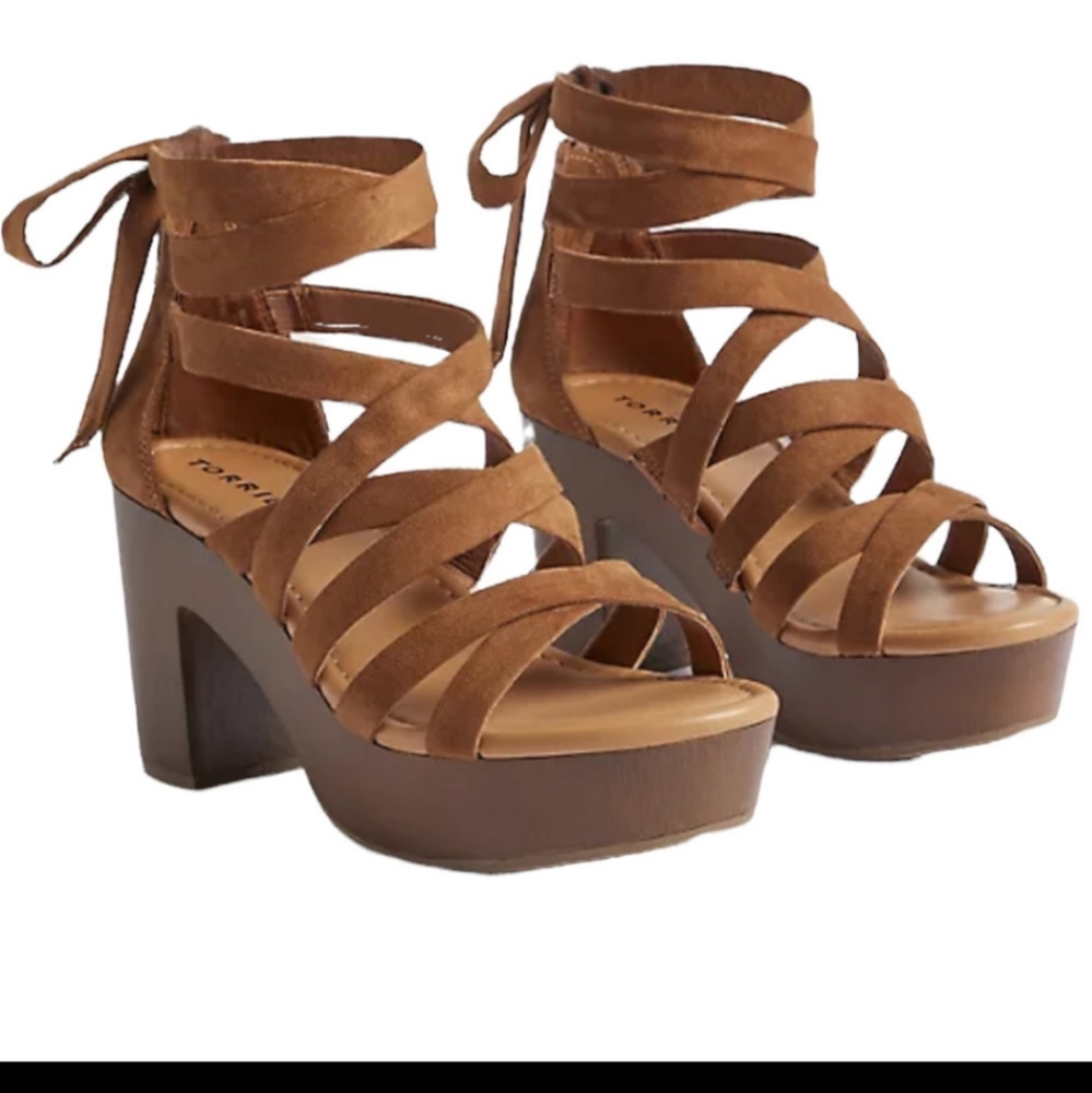 Torrid NWT Ankle Wrap Block Heels in color Wooden . 7 wide